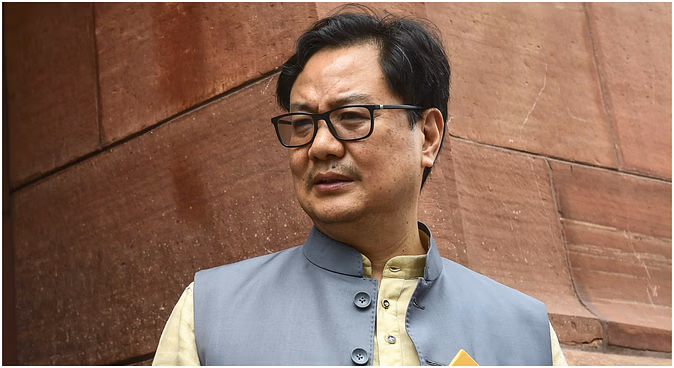 Waqf Bill: लोकसभा में कल पेश हो सकता है वक्फ विधेयक; रिजिजू बोले- जरूरत पड़ी तो संसद सत्र का विस्तार करेंगे