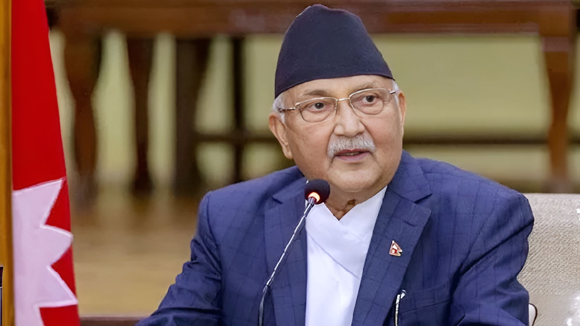 नेपाल को क्या चाहिए, संघवाद या राजशाही?