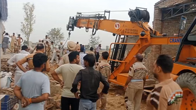 पंजाब: पटाखा फैक्टरी में विस्फोट: चार मजदूरों की माैत, 27 घायल; देर रात धमाकों से मचा हड़कंप