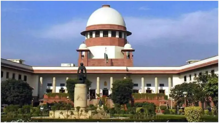 सरकार के मुफ्त उपहार वाले वादे देश को बना सकते हैं पिछड़ा, चुनाव में फ्री सौगात के वादों पर अब 3 जज की पीठ करेगी सुनवाई