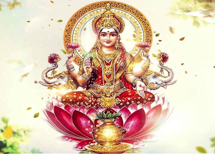 घर के द्वार पर ये पाँच चीज़ें करेंगी माँ लक्ष्मी को पसंद