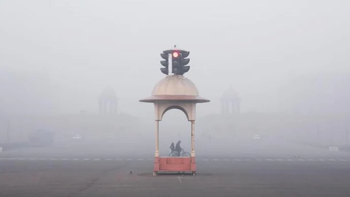 मौसम हुआ बेईमान दिल्ली एनसीआर में छाया कोहरा, जाने अन्य राज्यों का हाल