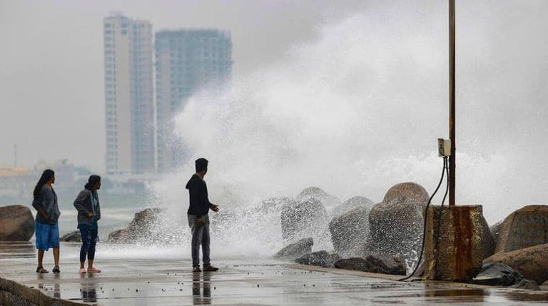 मैंडूस तूफान के बाद इन राज्यों में जारी हुआ ऑरेंज अलर्ट - Mandous Cyclone