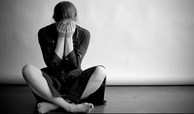 अपने आप से भूल कर भी ना करें ये 5 बातें - Be Positive
