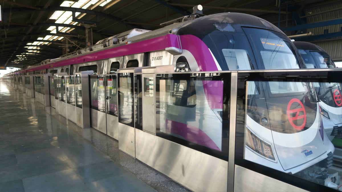 DMRC ने अंतिम ट्रेन के समय में किया बदलाव, जानिए मेट्रो रेल का टाइमिंग