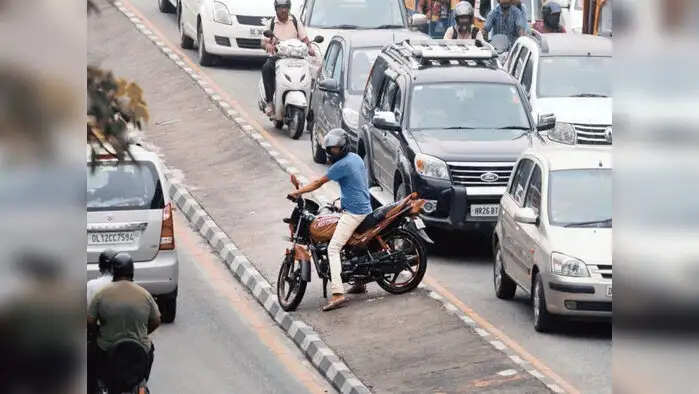 Muzaffarpur News: मुजफ्फरपुर जिले में सैकड़ों वाहनों का इंश्योरेंस फेल, परिवहन विभाग करेगा जब्त