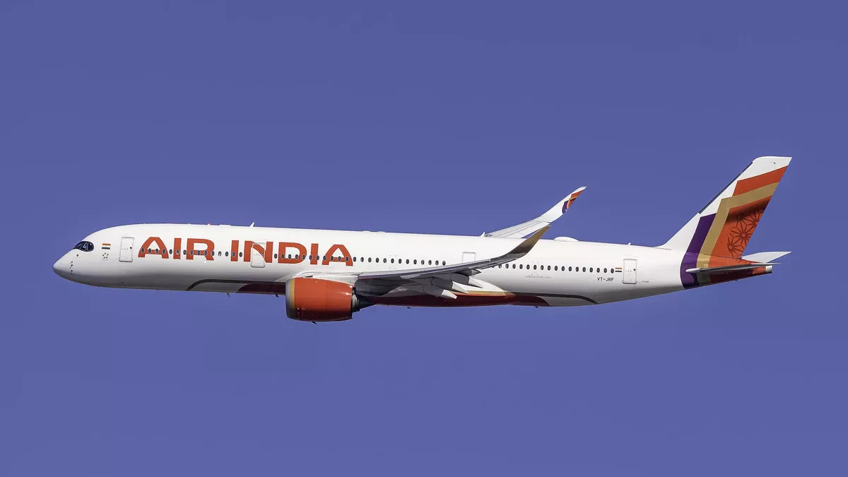 DGCA का एयर इंडिया पर 'सिक्योरिटी' एक्शन: 3 बड़े अफसरों को हटाया, 10 दिन में मांगी रिपोर्ट