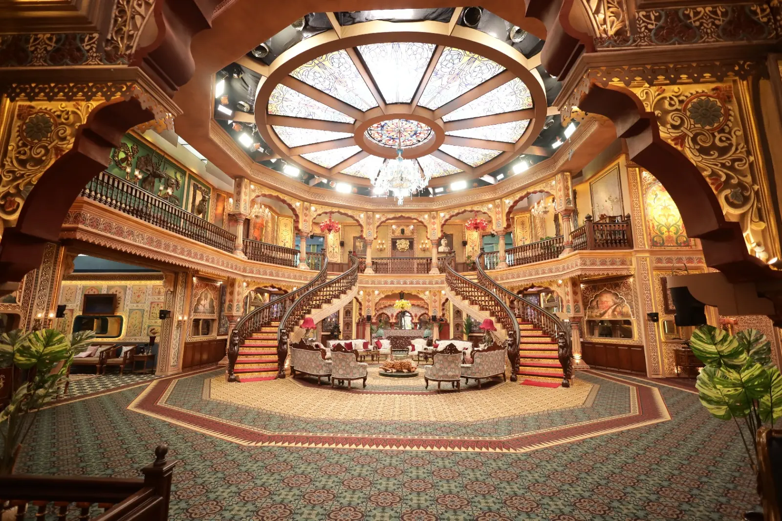 Riddhi Dogra, Shiv Thakare, Chahat Pandey, Lovekesh Kataria among the confirmed contestants of "THE 50"