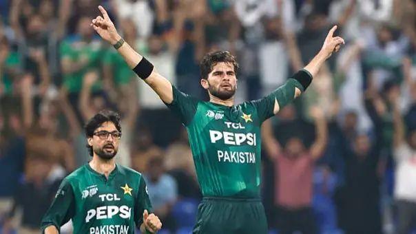 Asia Cup2025: 'भारत के ख़िलाफ़ मैच में क्या करते हैं?' पाकिस्तानी गेंदबाज़ों की हुई आलोचना