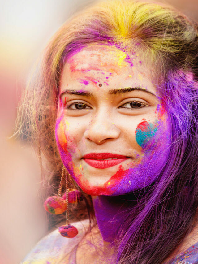 How to take care of hair on Holi?