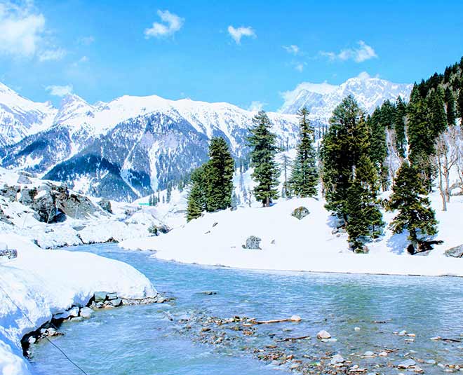 Sonmarg Best Places To Visit in Christmas Long Weekend