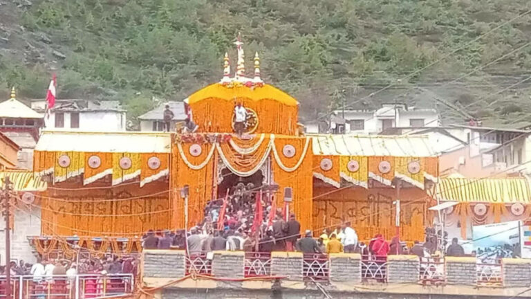 110191775 Uttarakhand Government Bans VIP Darshan and Videography at Char Dham Temples Amid Surge in Pilgrims